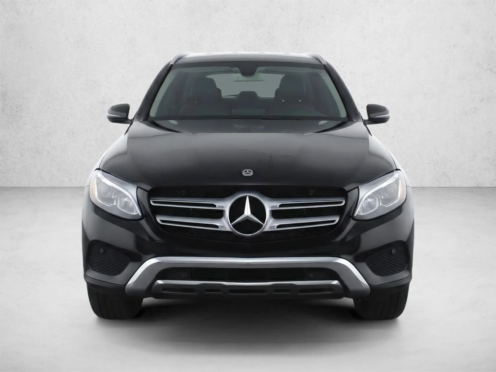 Used 2017 Black Mercedes-Benz GLC 300 image 2