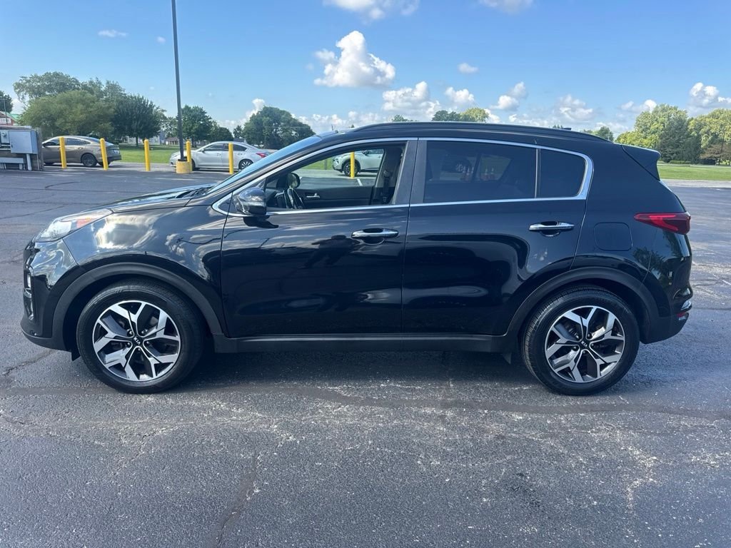 Used 2021 Red Kia EX image 6