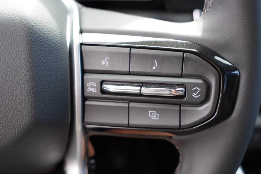 2024 Chevrolet Colorado LT - Photo 32
