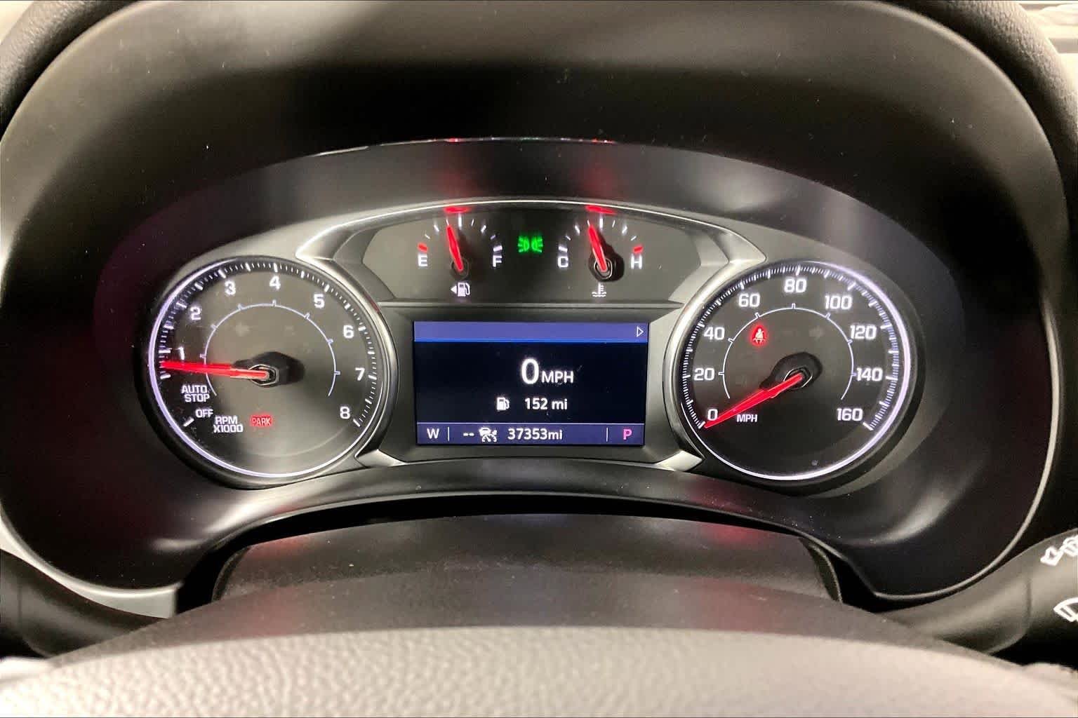 Used 2024 Sterling Metallic GMC SLT image 23