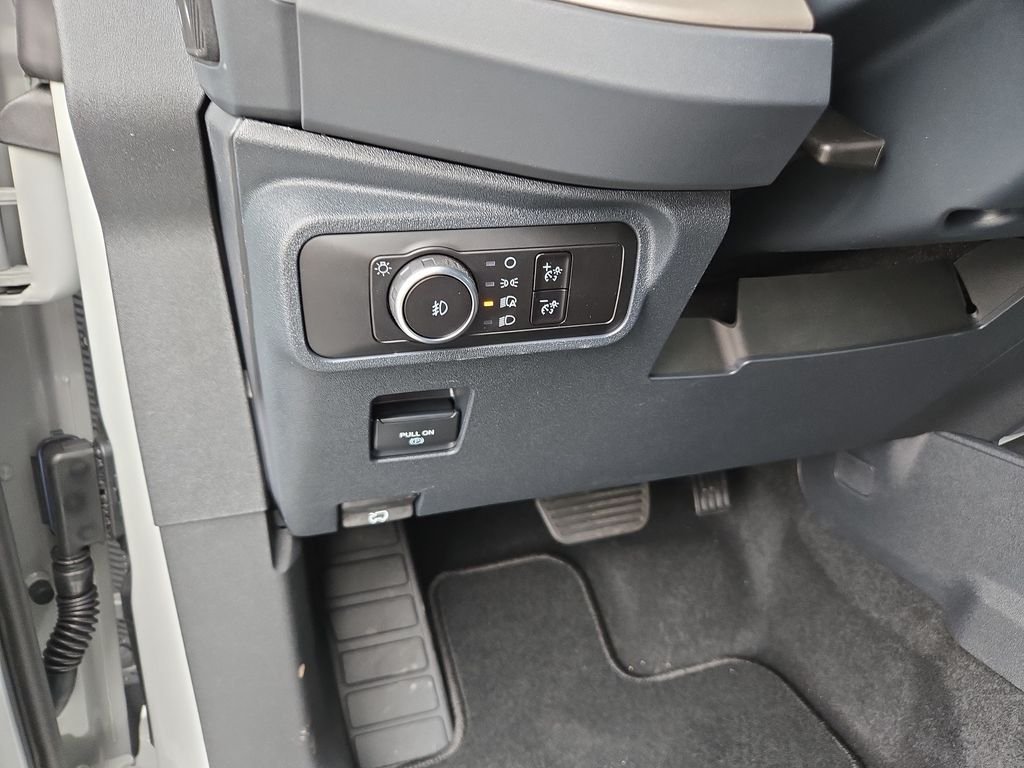 New 2026 Avalanche Gray Ford Outer Banks® image 15