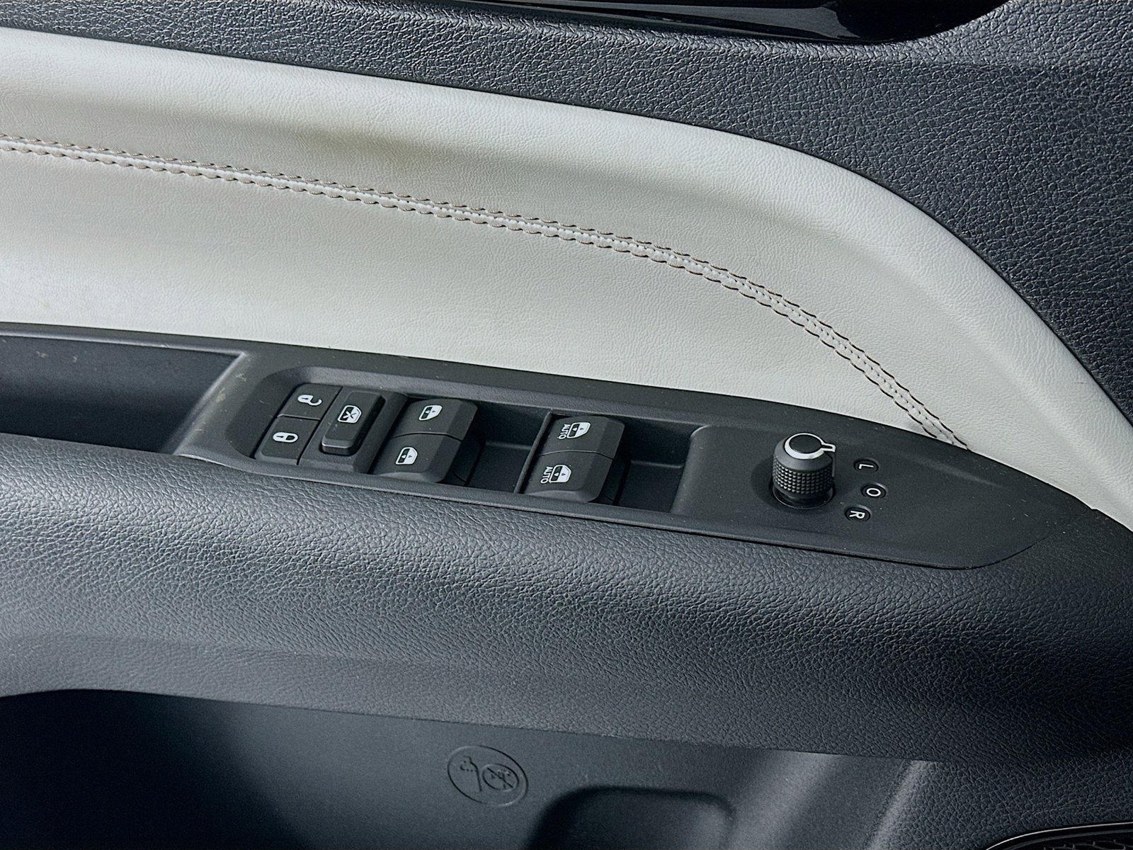 2023 Jeep Compass Limited - Photo 22