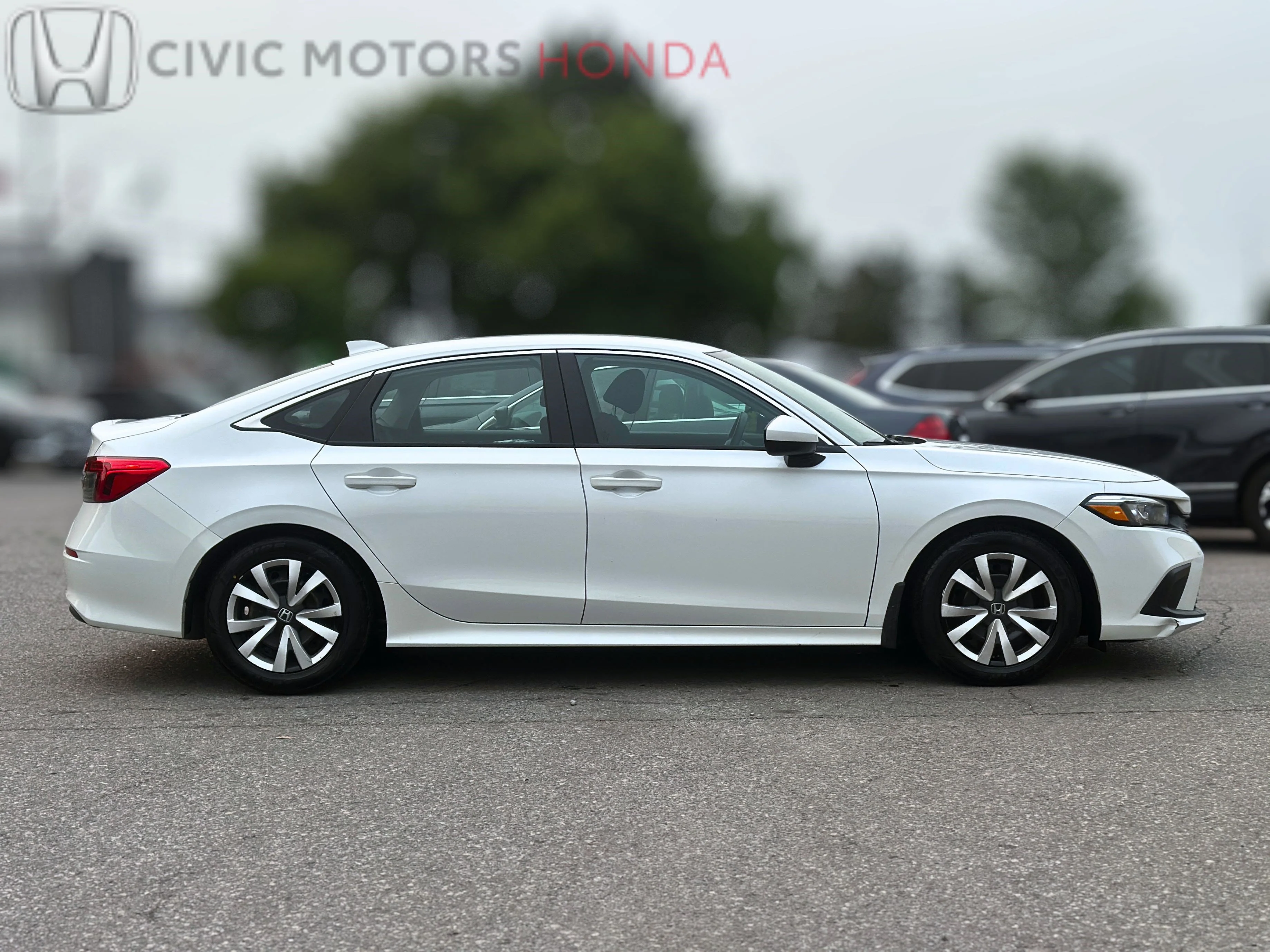 Used 2022 PLATINUM WHITE PEARL Honda LX image 34