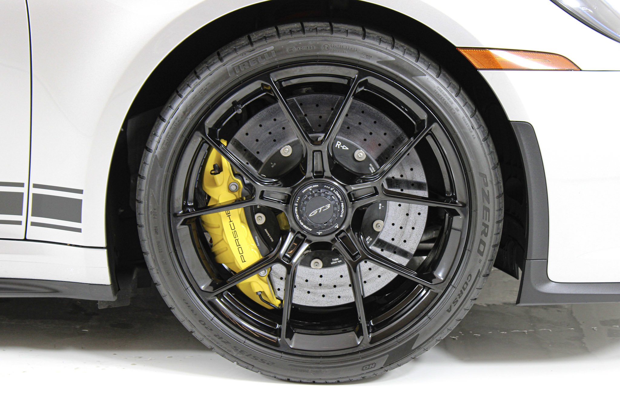 2022 Porsche 911 GT3 - Photo 18
