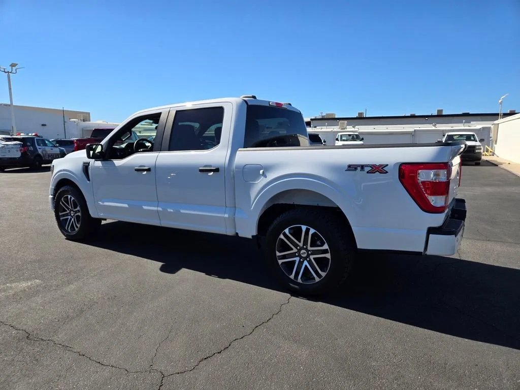 Used 2023 White Ford XL image 4