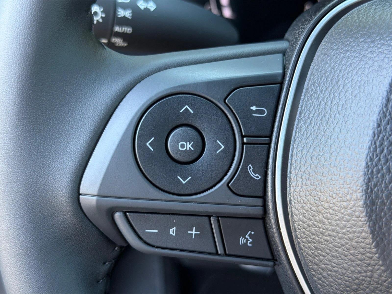 New 2027 Wind Chill Pearl Toyota SE image 24