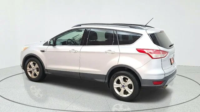 Used 2016 Silver Ford SE image 7