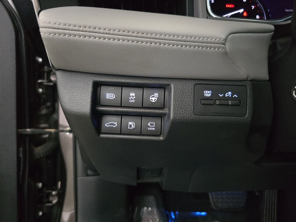 2020 Toyota Avalon Limited - Photo 28