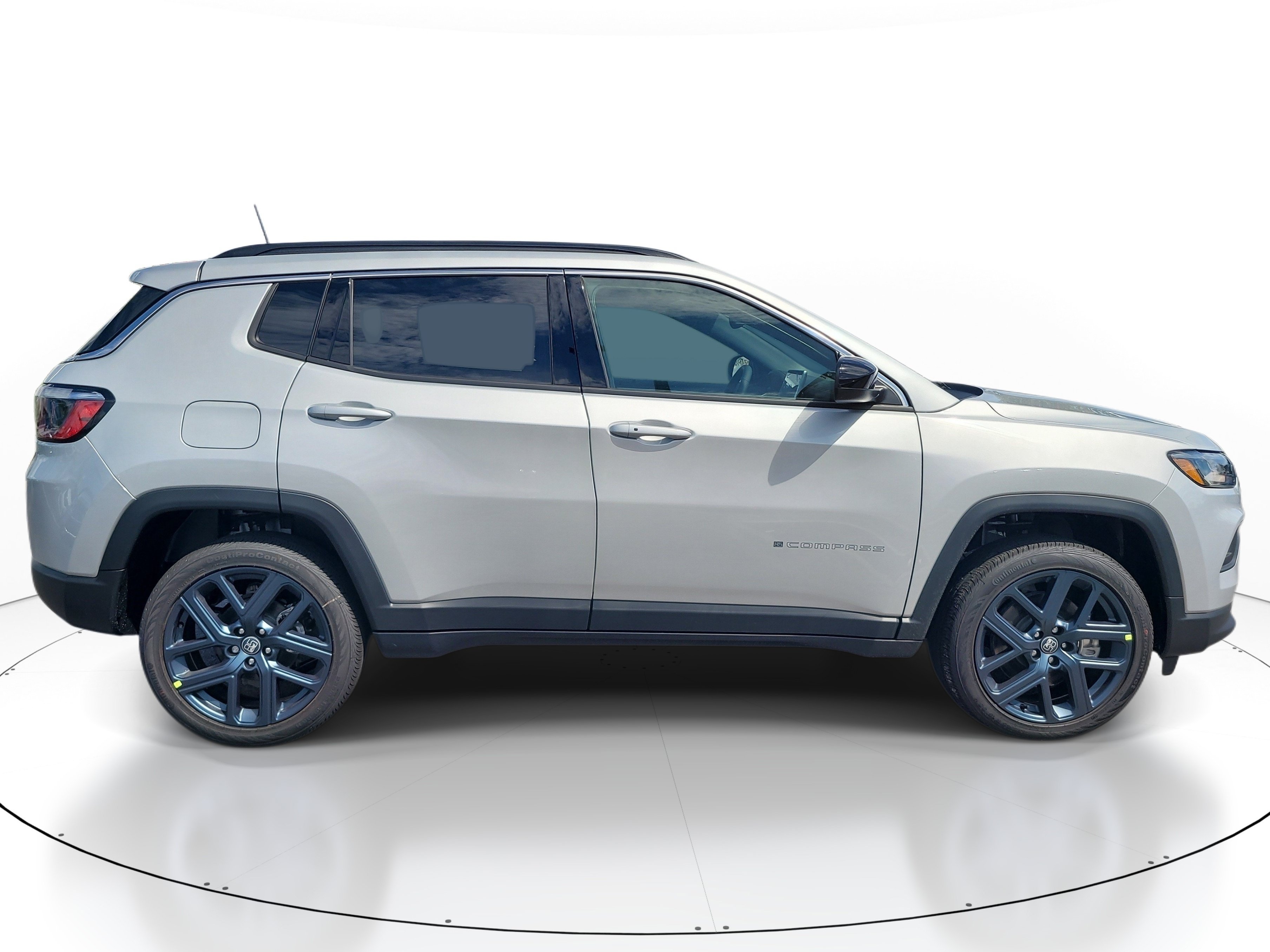 New 2026 Silver Zynith Metallic Clear-Coat Exterior Paint Jeep 85th Anniversary image 5