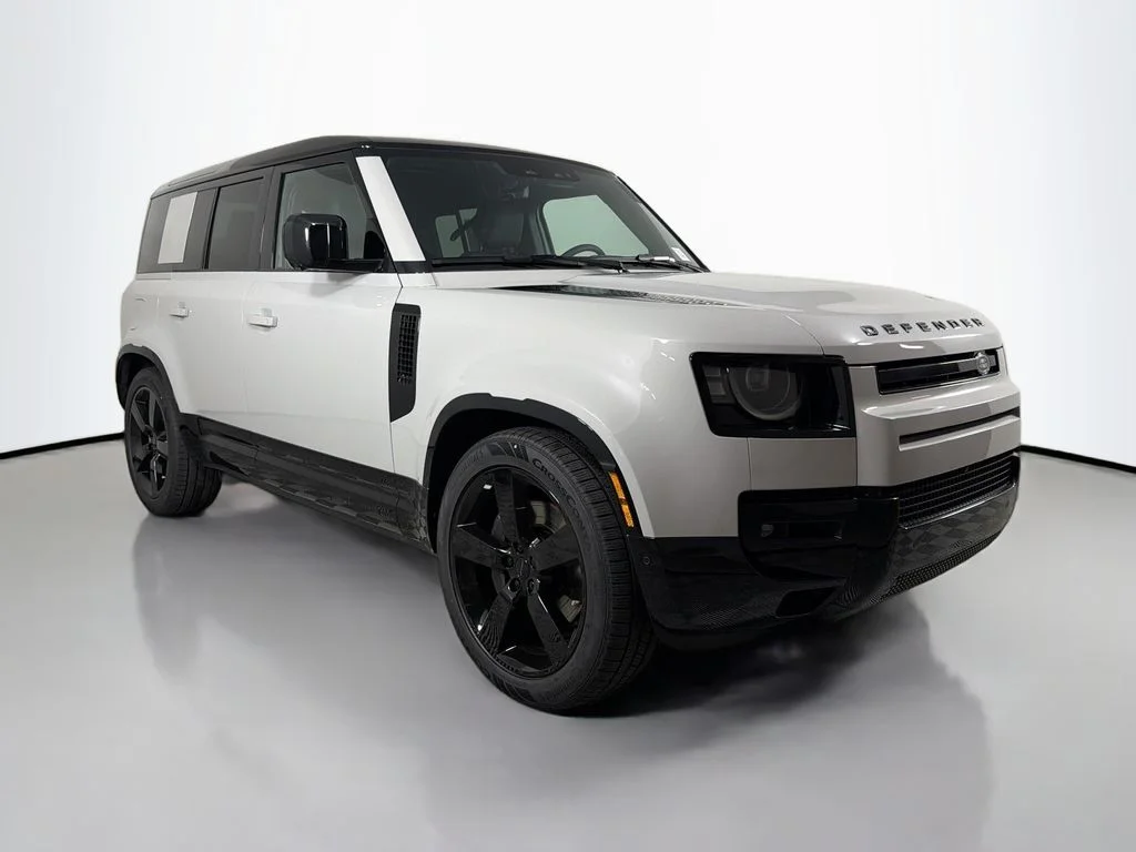 New 2026 Borasco Grey Land Rover X-Dynamic SE image 3