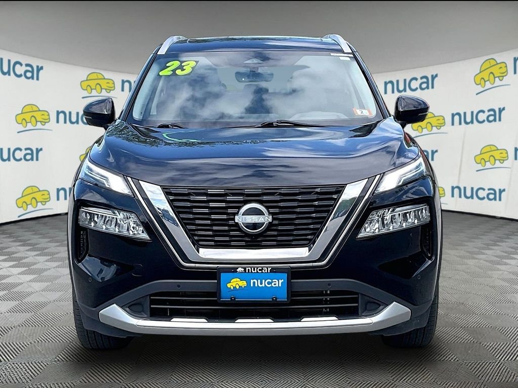 Used 2023 Super Black Nissan Platinum image 2