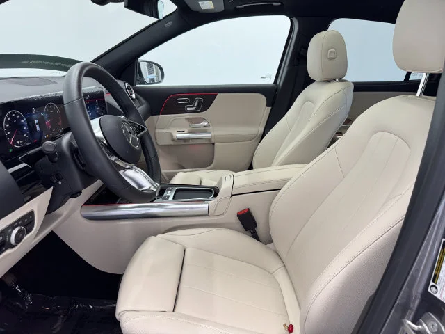 Certified Used 2026 Mountain Gray Metallic Mercedes-Benz GLA 250 image 19