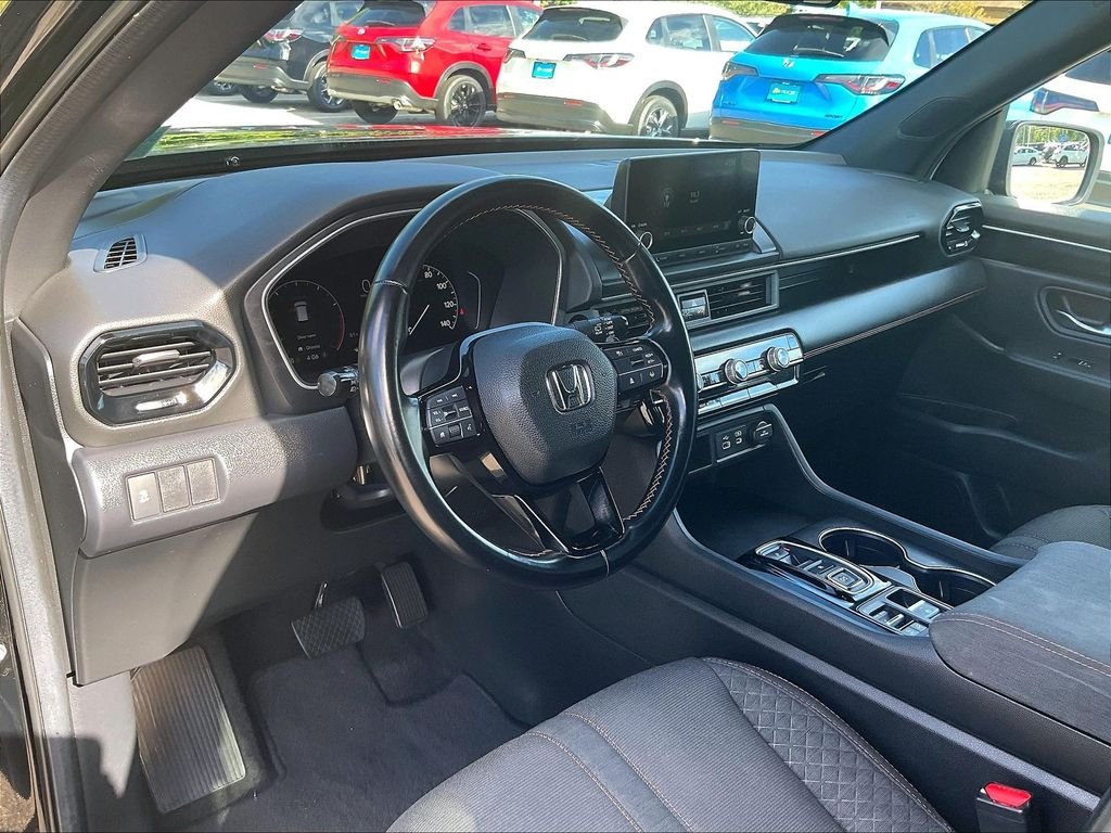 Used 2025 Black Honda Sport image 8