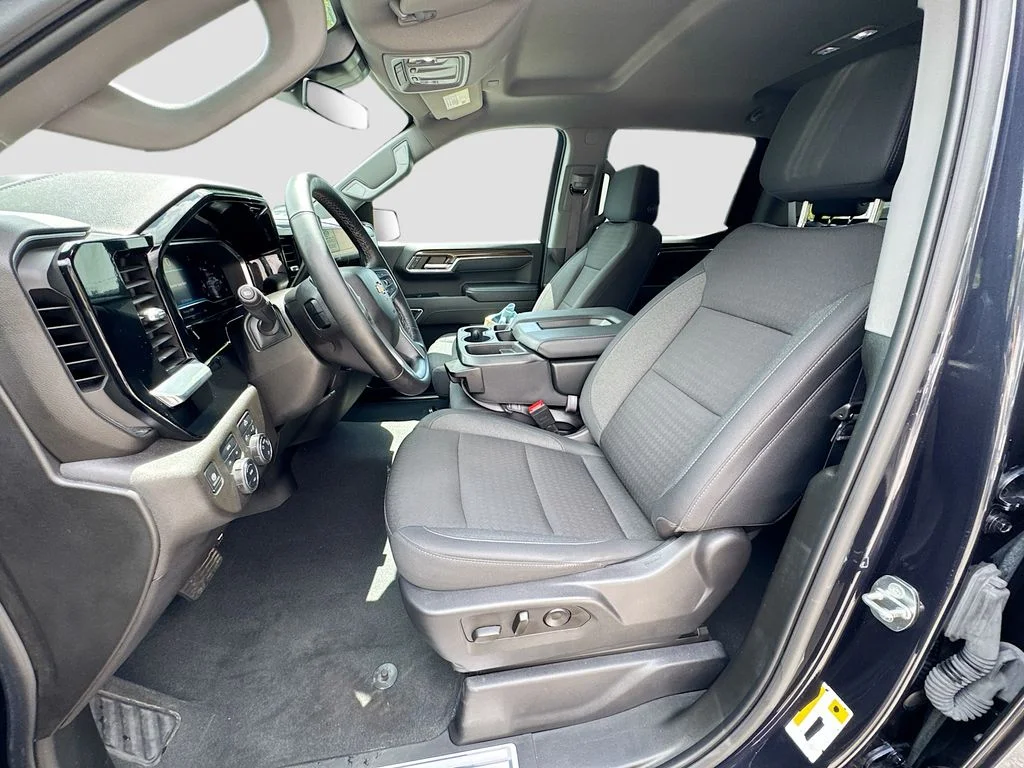 Used 2024 Gray Chevrolet LT image 22
