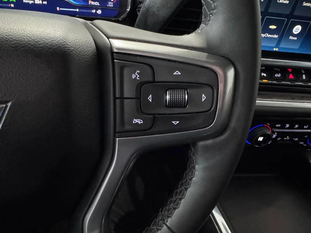2025 Chevrolet Silverado 2500HD LTZ - Photo 14
