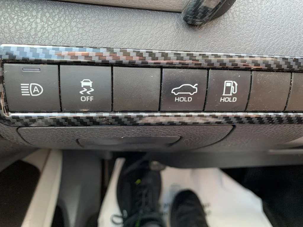 Used 2022 Silver Toyota LE image 30