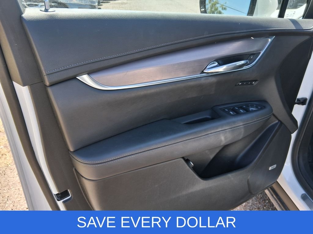 Used 2023 White Cadillac Luxury image 10