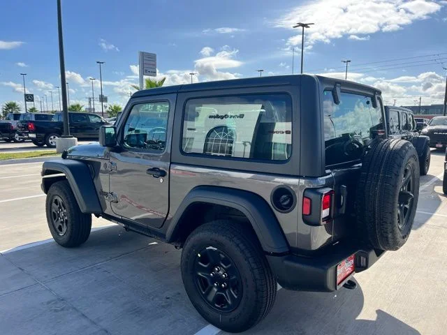 New 2026 Granite Crystal Metallic Clear-Coat Exterior Paint Jeep Sport image 5