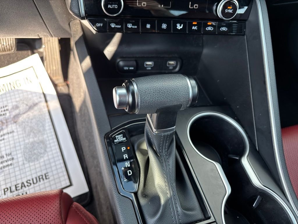 2025 Hyundai Santa Fe Limited - Photo 15