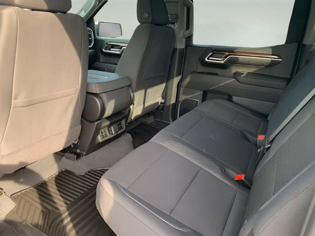 2026 Chevrolet Silverado 1500 LT - Photo 19