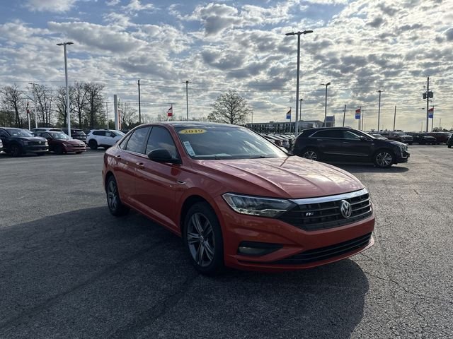 Used 2019 Orange Volkswagen R-Line image 11
