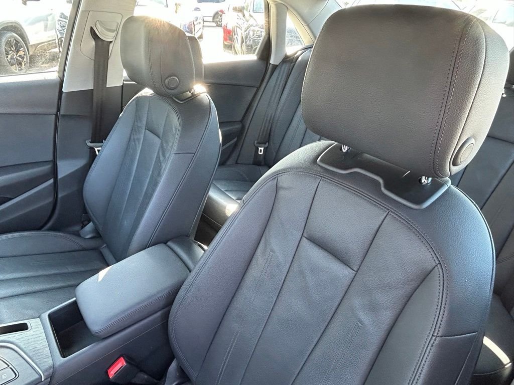 Used 2019  Audi 2.0T Premium image 16