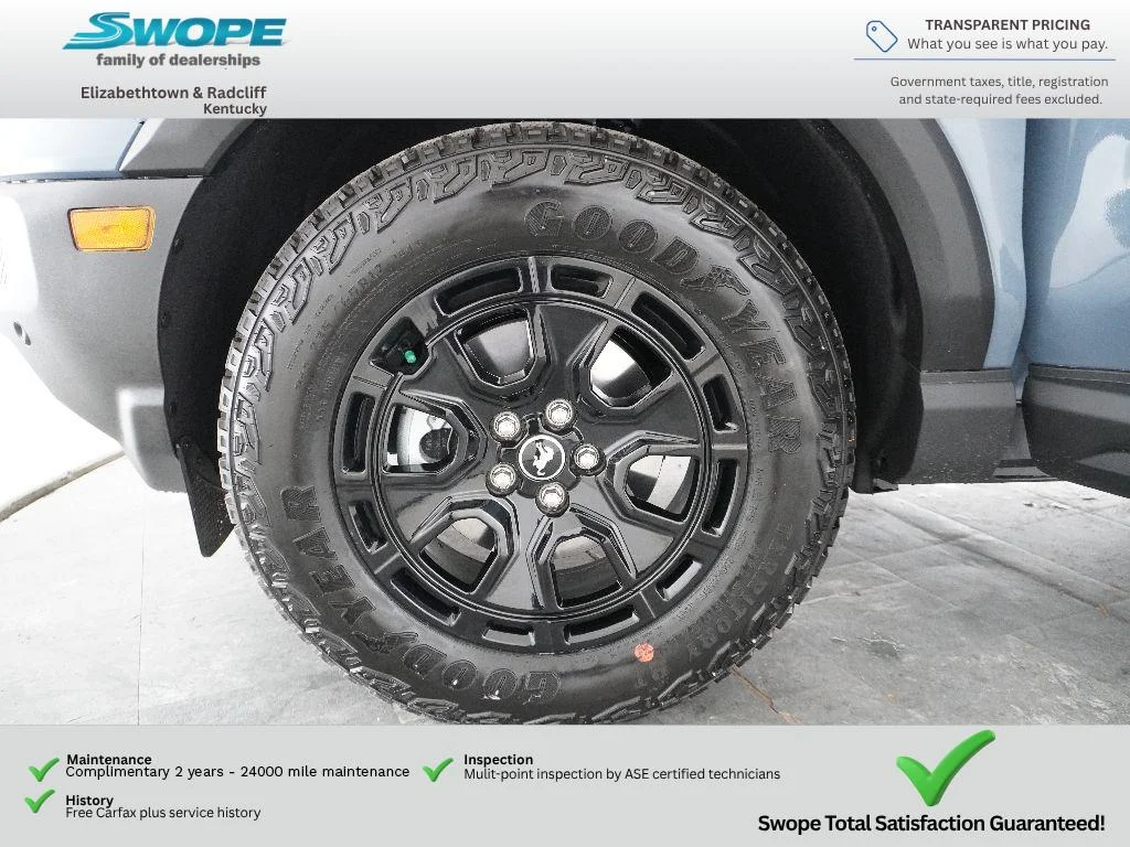 New 2025 Azure Gray Metallic Tri-Coat Ford Outer Banks® image 25