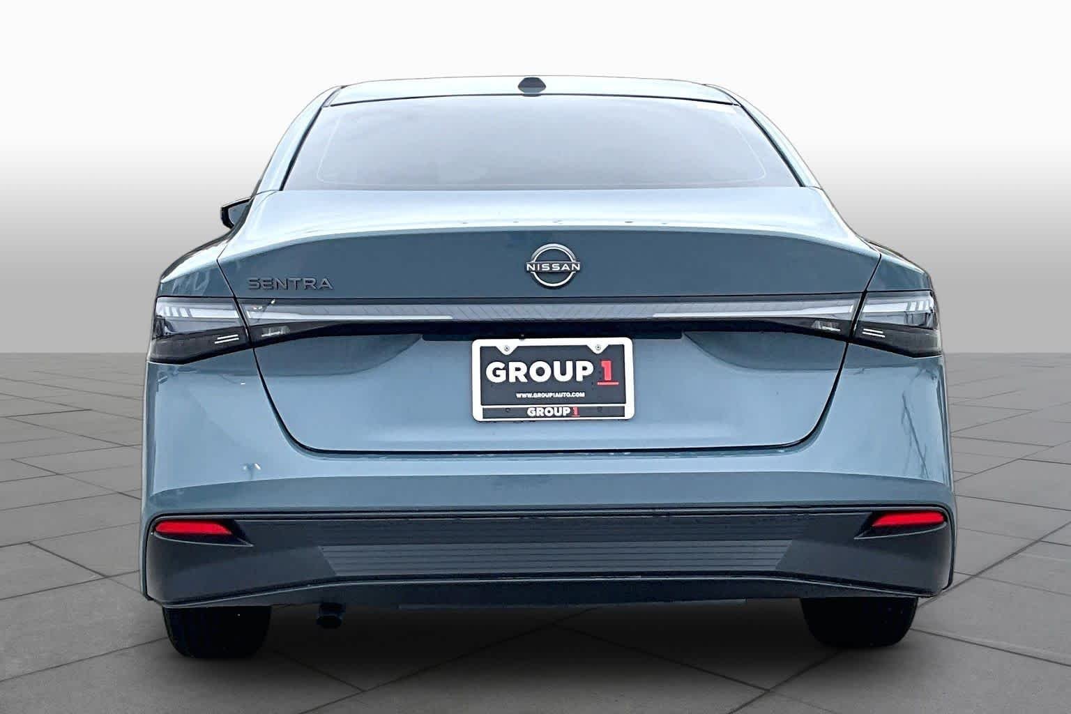Used 2026 Atlantic Gray Metallic Nissan SV image 5