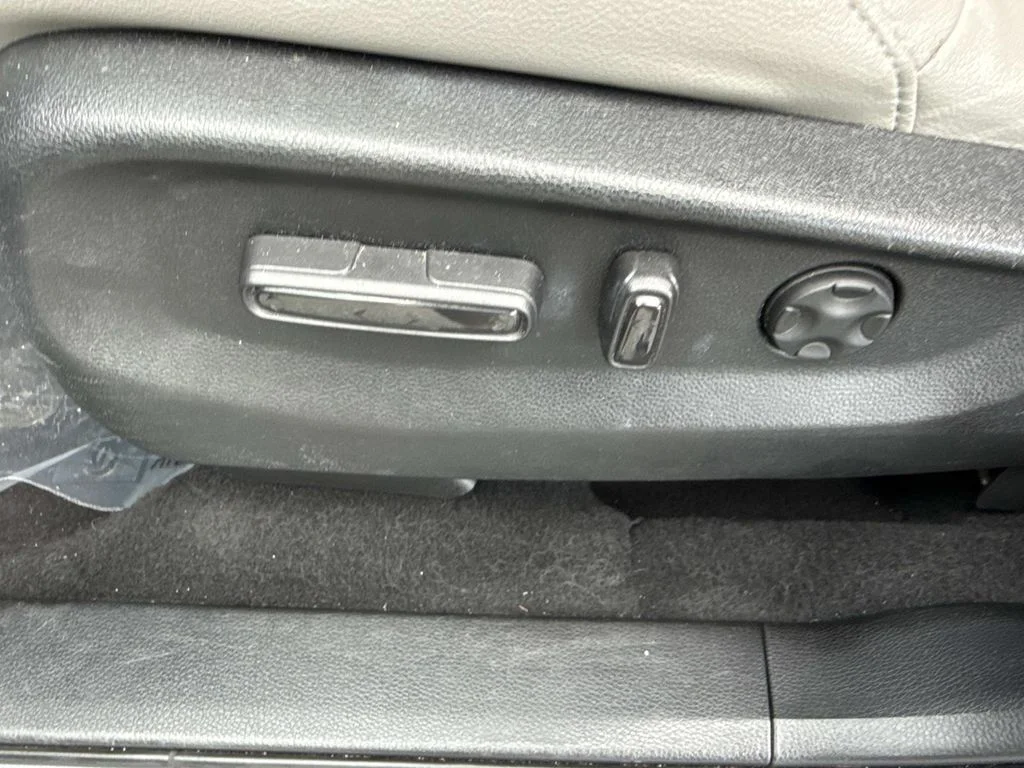 Used 2019  Honda EX-L image 26