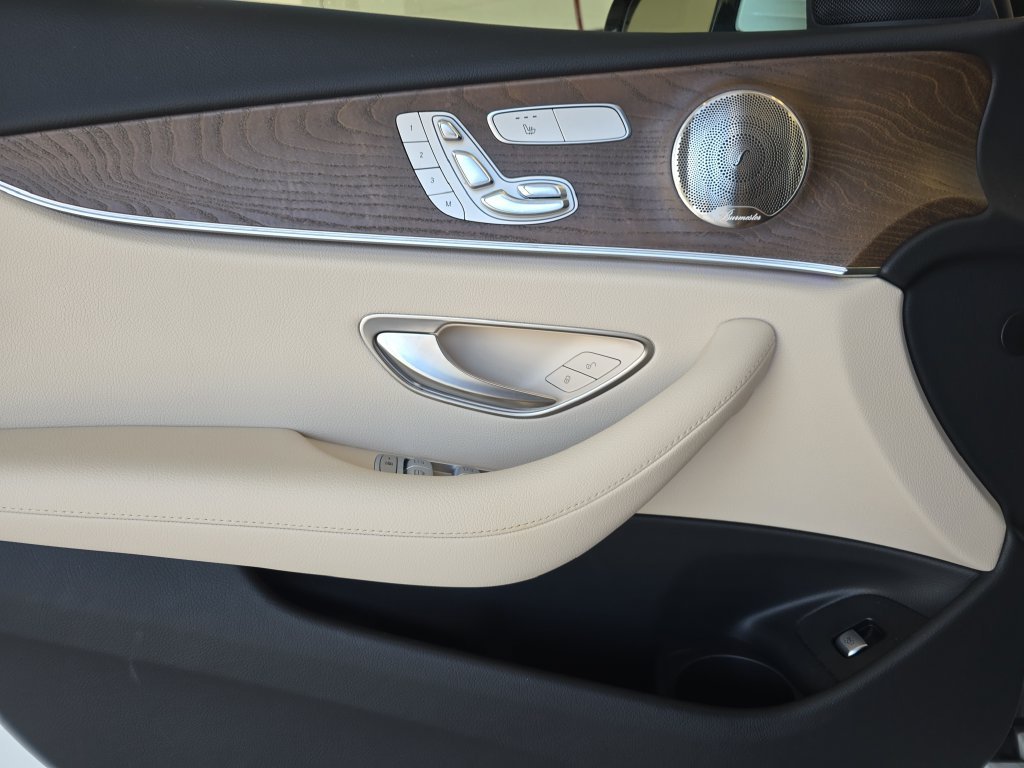 Certified Used 2022 White Mercedes-Benz E 450 image 28