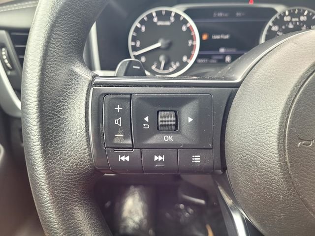 Used 2023 Gray Nissan S image 26