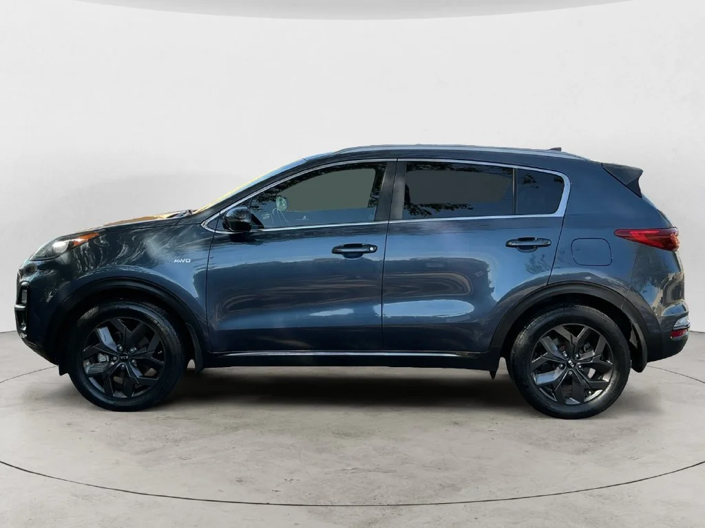 Used 2020 Blue Kia S image 12