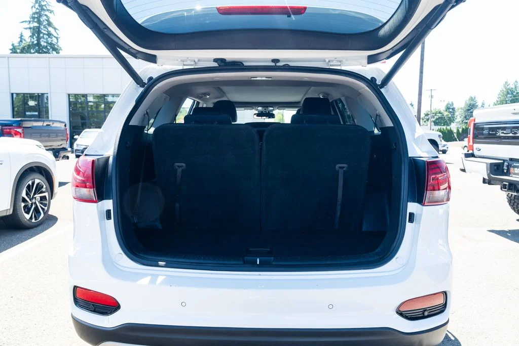 Used 2020 White Kia EX image 7