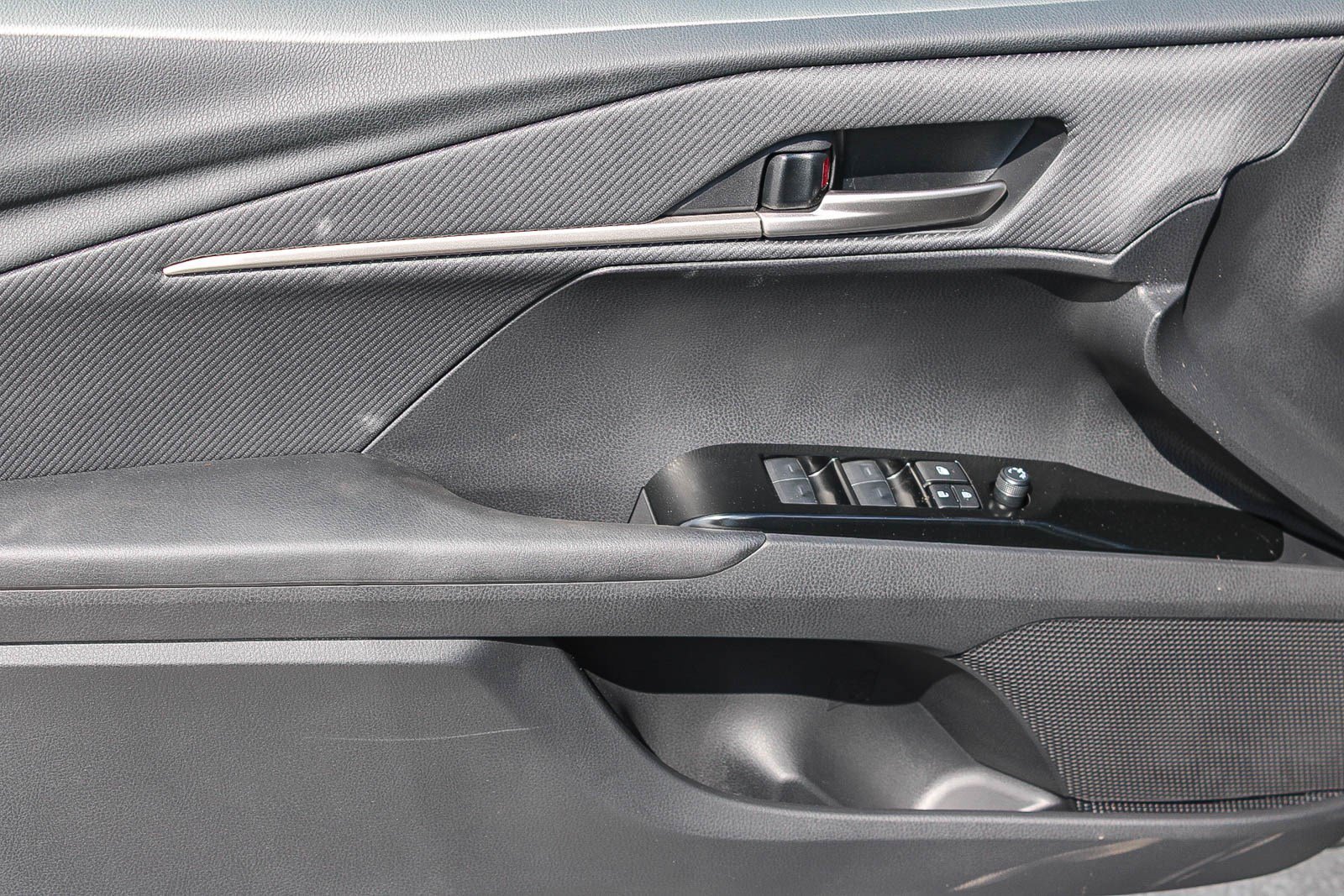 New 2026 Heavy Metal <sup>1</sup> Toyota  SE image 22