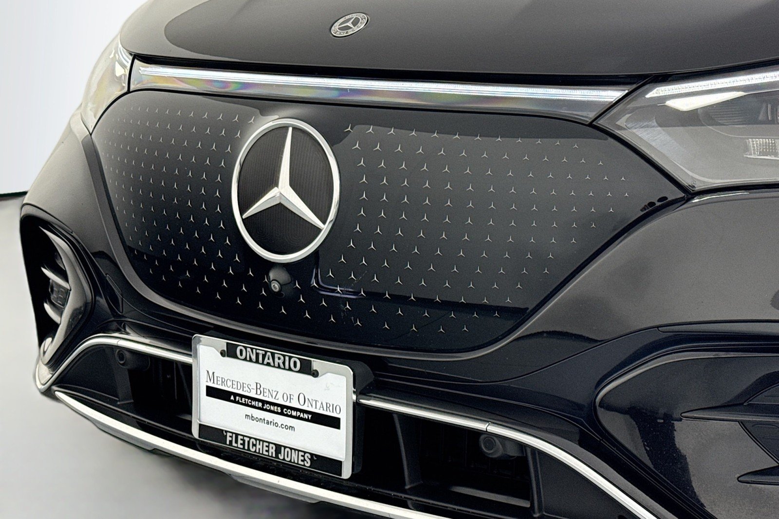 Used 2023 Obsidian Black Metallic Mercedes-Benz 500 image 11
