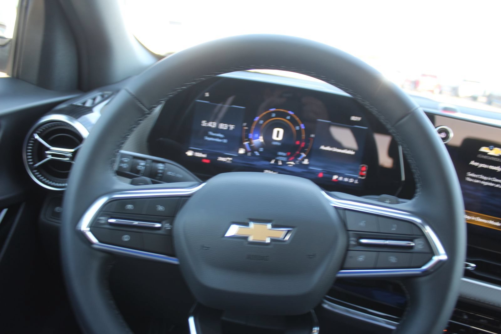 New 2027 Summit White Chevrolet LT image 12