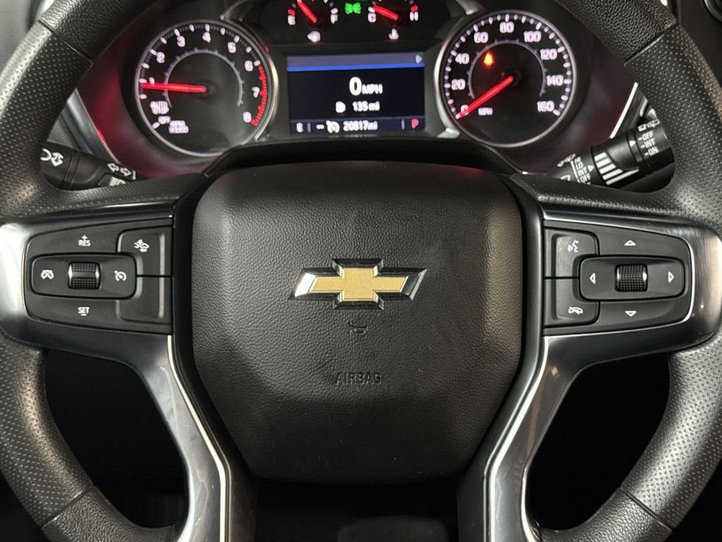 Used 2024 Summit White Chevrolet LT image 22