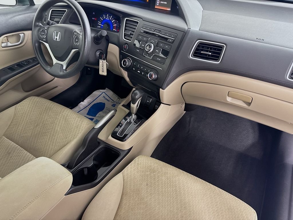 Used 2014 White Orchid Pearl Honda LX image 33