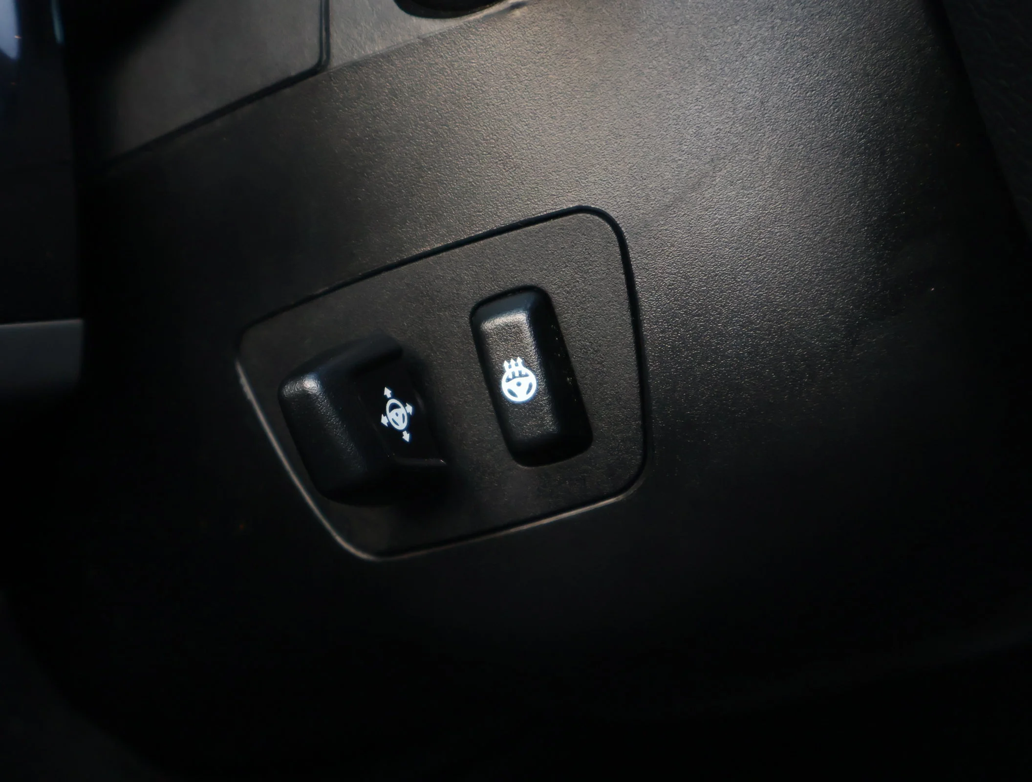 Used 2015 Blue BMW xDrive50i image 12