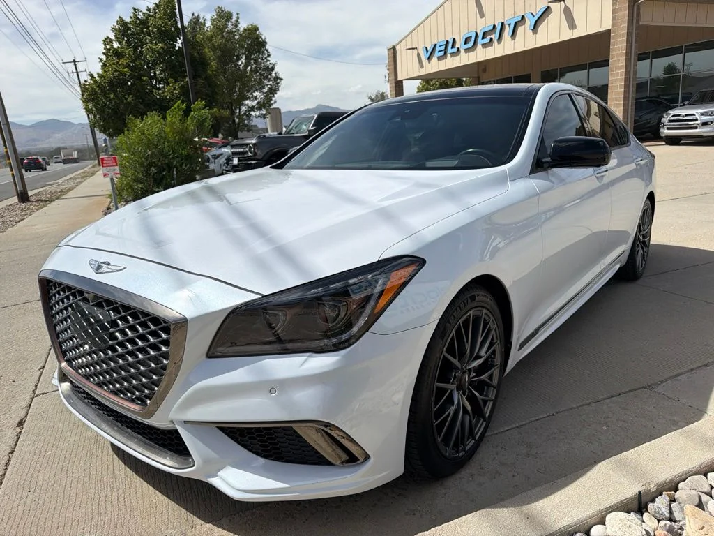 Used 2018 White Genesis 3.3T Sport image 3