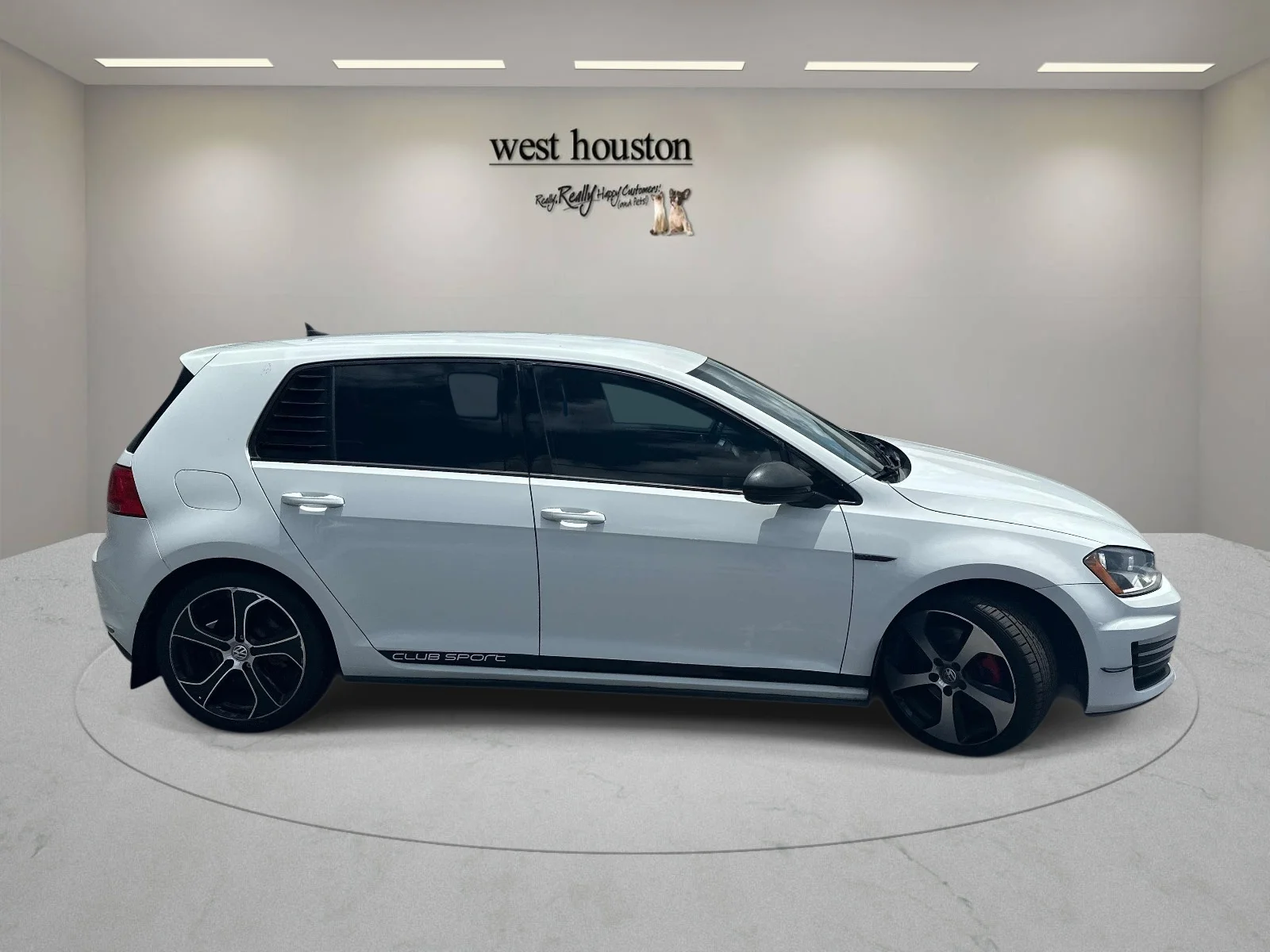Used 2017 Pure White Volkswagen S image 5