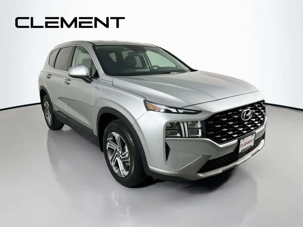 Used 2023 Shimmering Silver Pearl Hyundai SE image 5