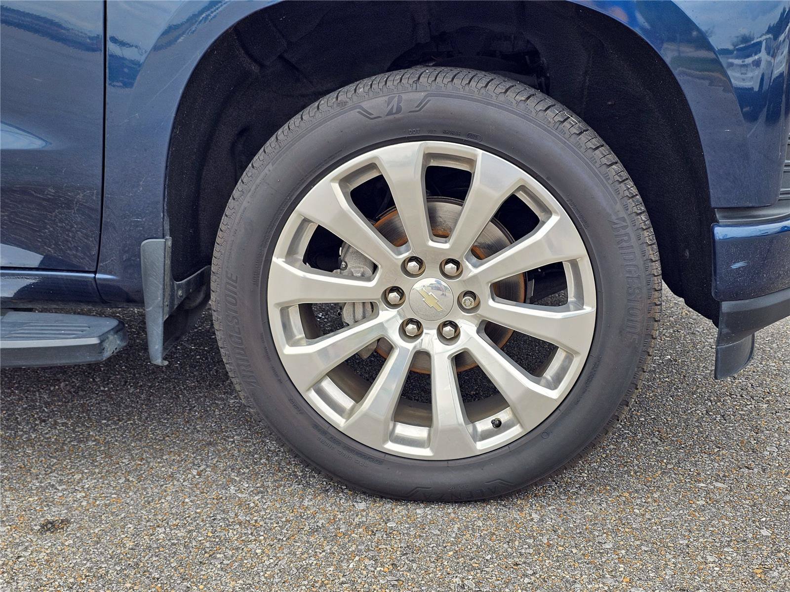 Used 2021 Northsky Blue Metallic Chevrolet High Country image 6