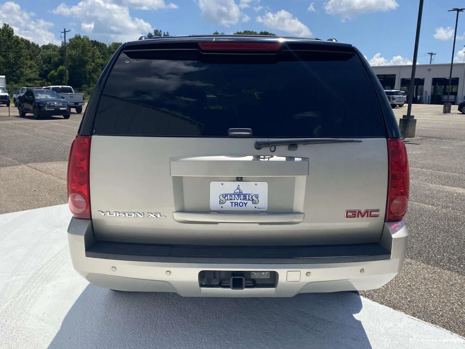 Used 2013 Gold GMC SLT 1500 image 6