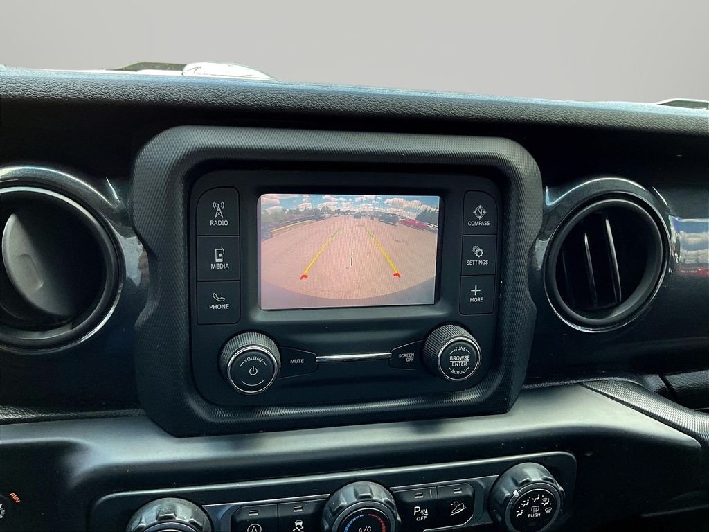 Used 2020 Gray Jeep Unlimited Sport Altitude image 14