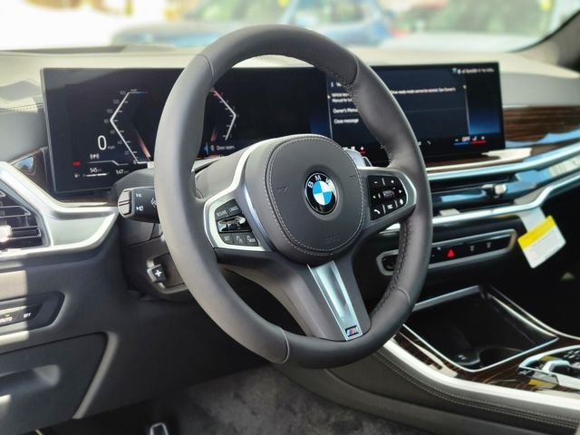 Used 2026 Gray BMW xDrive40i image 18