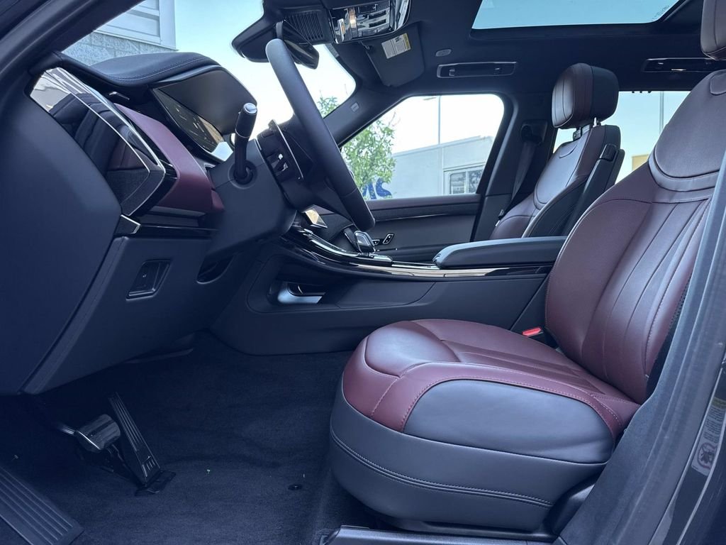 New 2026 Carpathian Grey Land Rover Dynamic SE image 20