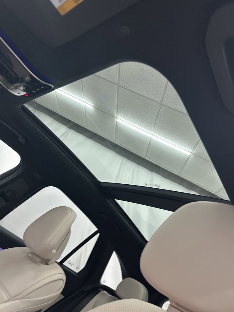 New 2026 Polar White Mercedes-Benz GLC 300 image 55
