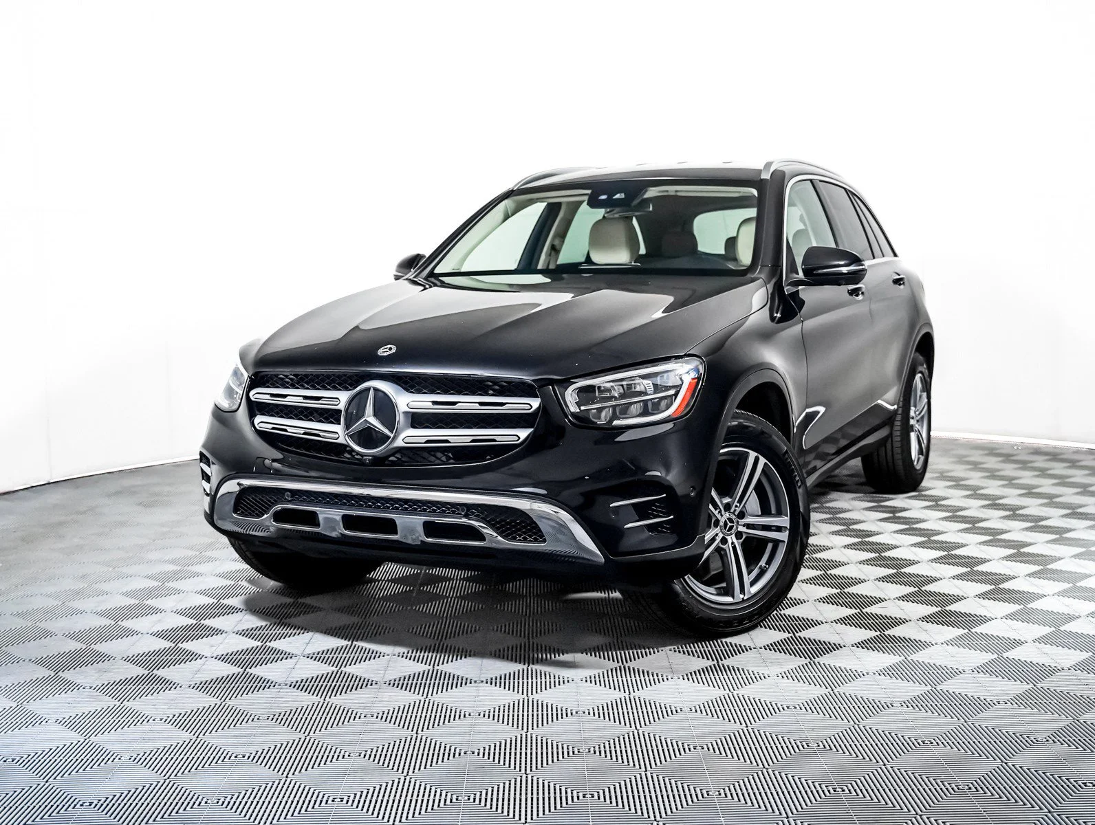 2022 Mercedes-Benz GLC GLC300