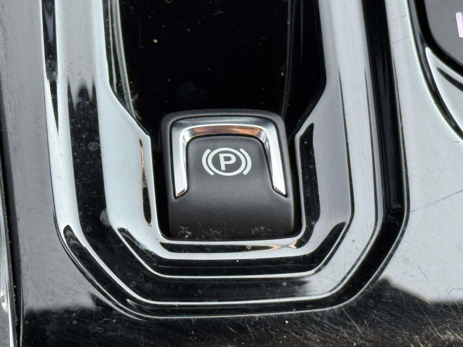 Used 2023 Desert Sand Metallic GMC 4WD AT4 image 9